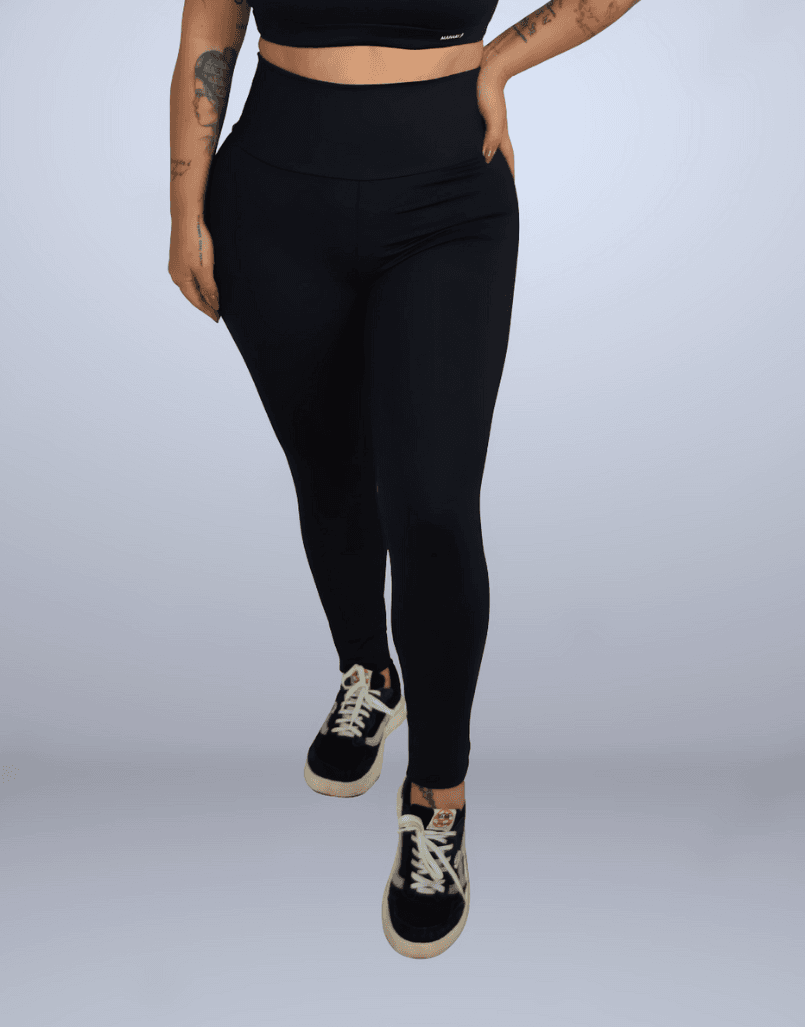 Calça Legging Básica Preta - MAHARI