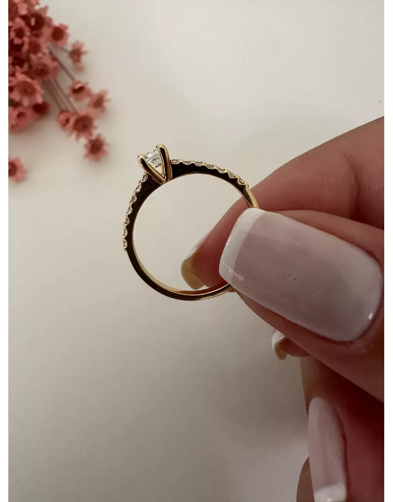 Solitário Amora Em Ouro 18k 