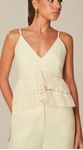 Blusa Cropped com Babados em Renda Marfim