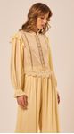 Blusa com Detalhes em Renda Amarelo Claro