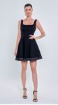 Vestido Curto C/ Recortes E Bordado 
