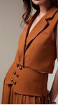 Colete Cropped Caramelo