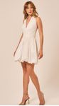 Vestido Curto com Decote V Off