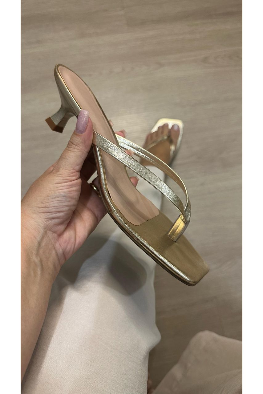 Tamanco Feminino Tiras 6 cm_3208- Ouro - CATALOGO DE MODELOS