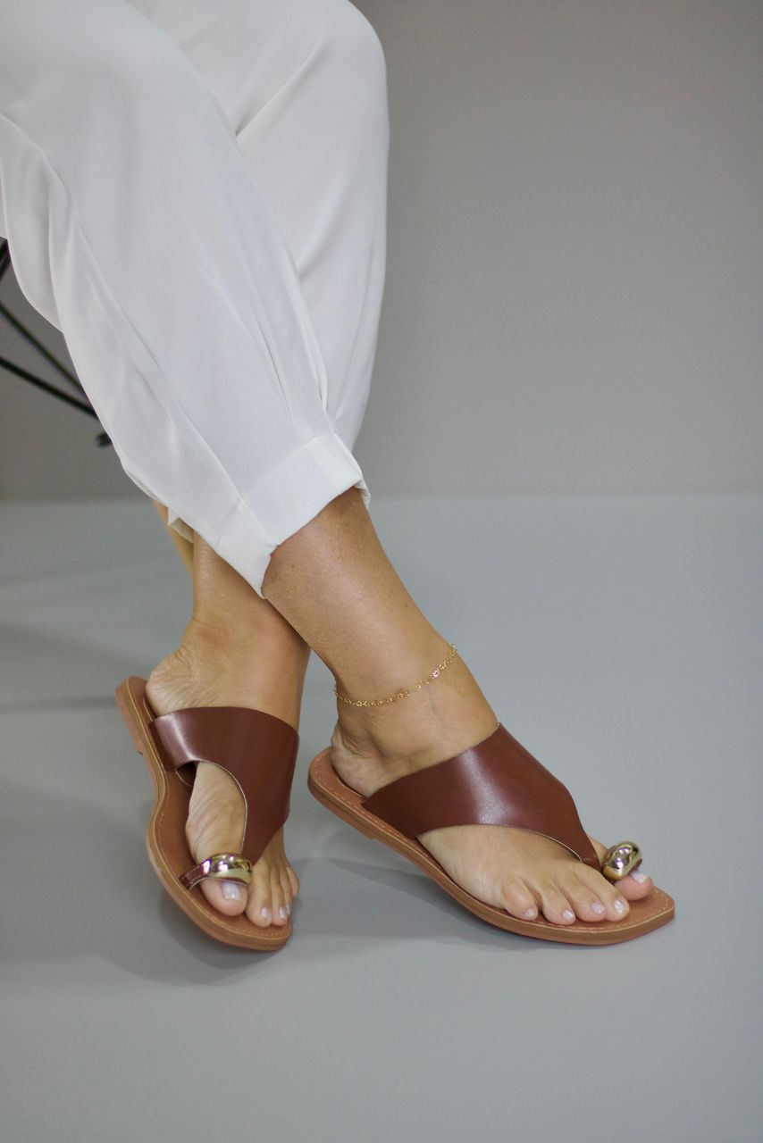 Sandália Rasteira Dedo Laser_3307- Marrom - CATALOGO DE MODELOS