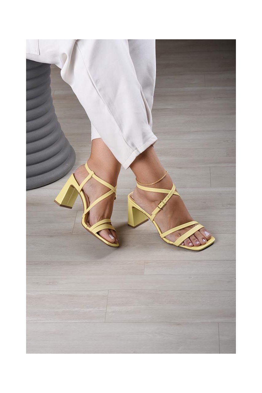 Sandália Salto Tábua 9 cm_517- Amarelo - CATALOGO DE MODELOS