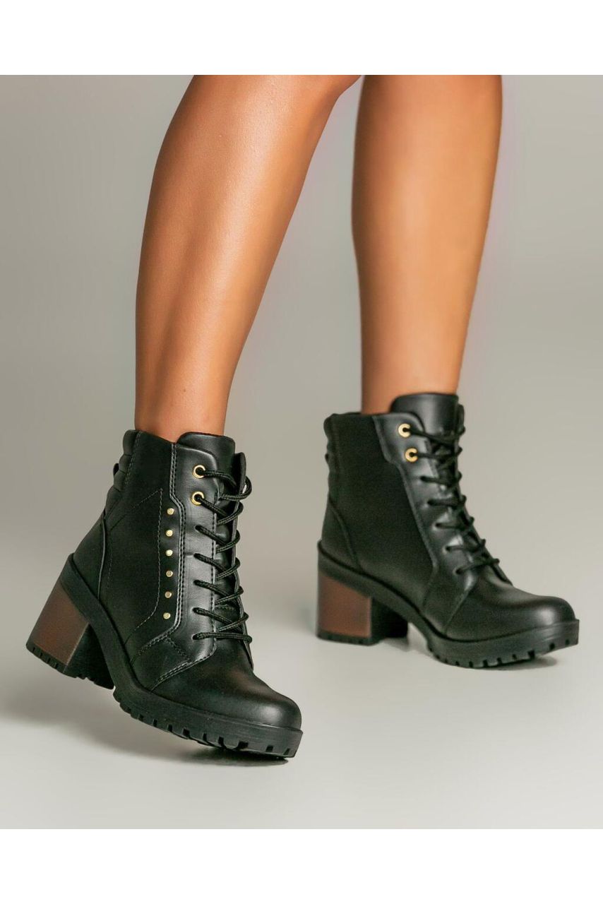 BOTA CADARÇO SALTO RAJADO 6 CM_1820 - PRETO - CATALOGO DE MODELOS