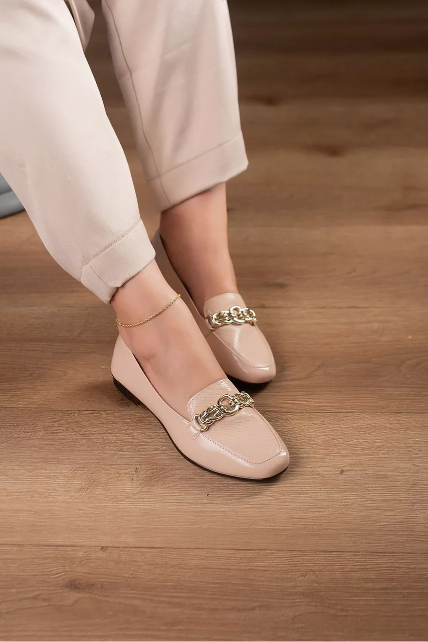 Mocassim Detalhe Fivela/Corrente Super Confortável... - CATALOGO DE MODELOS