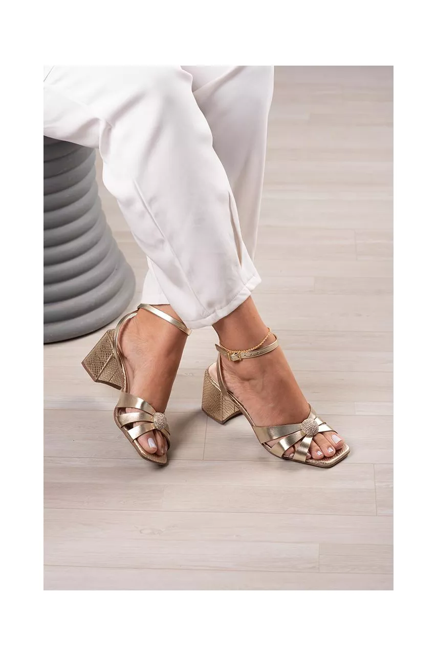 Sandália Croco Detalhe Botão Strass FESTA 7 cm_524... - CATALOGO DE MODELOS