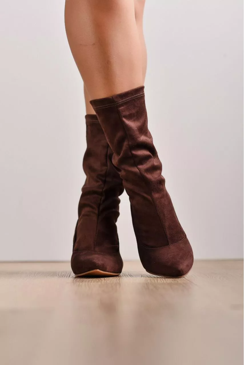 BOTA MEIA SUED 6 CM_1818 - MARROM - CATALOGO DE MODELOS