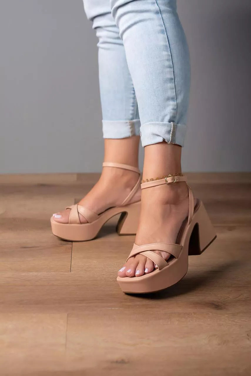 SANDÁLIA MEIA PATA SUPER LEVE 8CM_1901 - NUDE - CATALOGO DE MODELOS