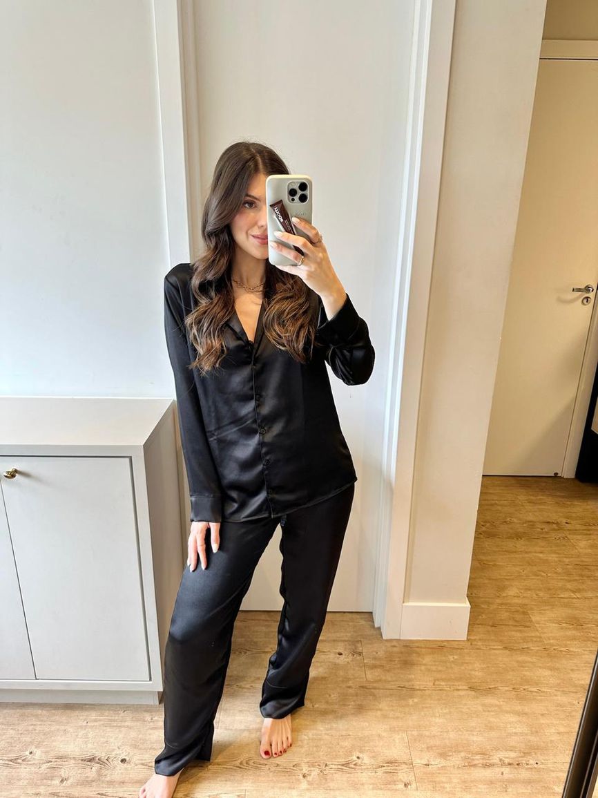 Pijama Feminino Americano Longo Cetim Preto - TUTTI AMI - Loja Oficial
