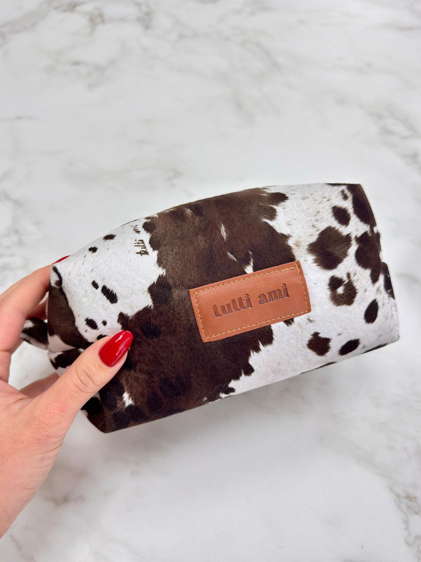 Necessaire Estampa Exclusiva Vaca Animal Print - TUTTI AMI - Loja Oficial