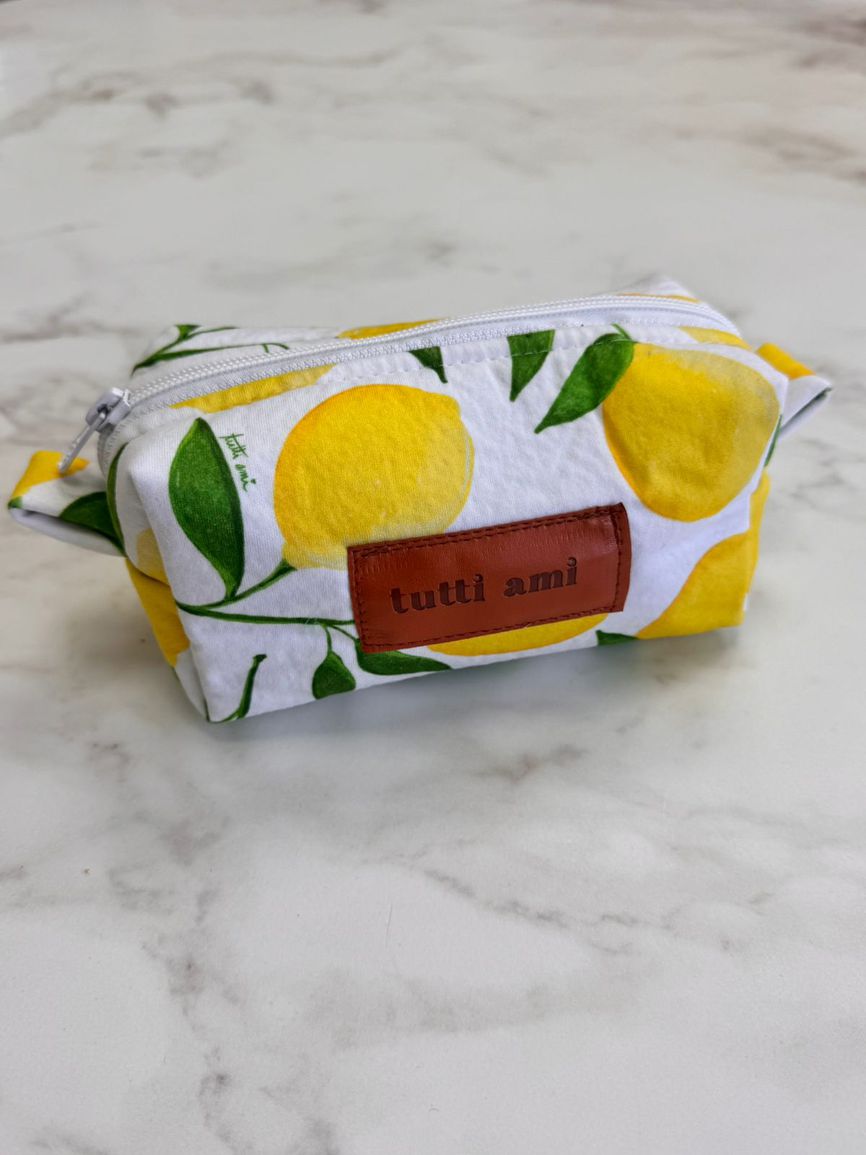 Necessaire Estampa Exclusiva Limão Siciliano - TUTTI AMI - Loja Oficial