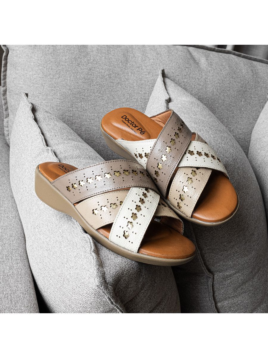TAMANCO ANATÔMICO EXTREMO CONFORTO DOCTOR PÉ EM COURO - 191061 OFF WHITE/AVELA/FENDI/DOURADO