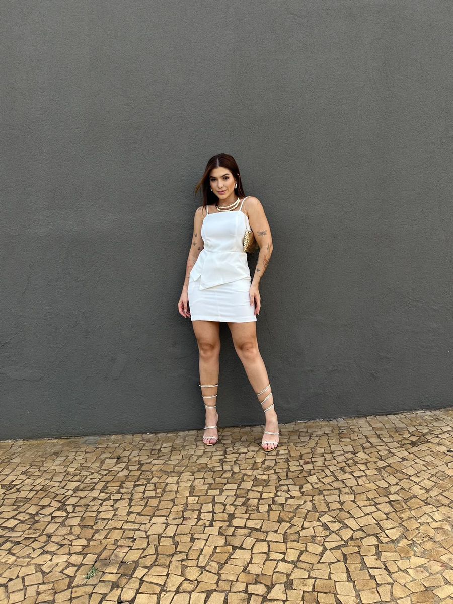Conjunto Drica Blusa e Shorts Saia em Alfaiataria OFF WHITE