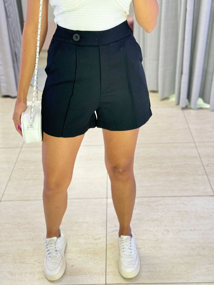 SHORT BOTÃO LATERAL PRETO