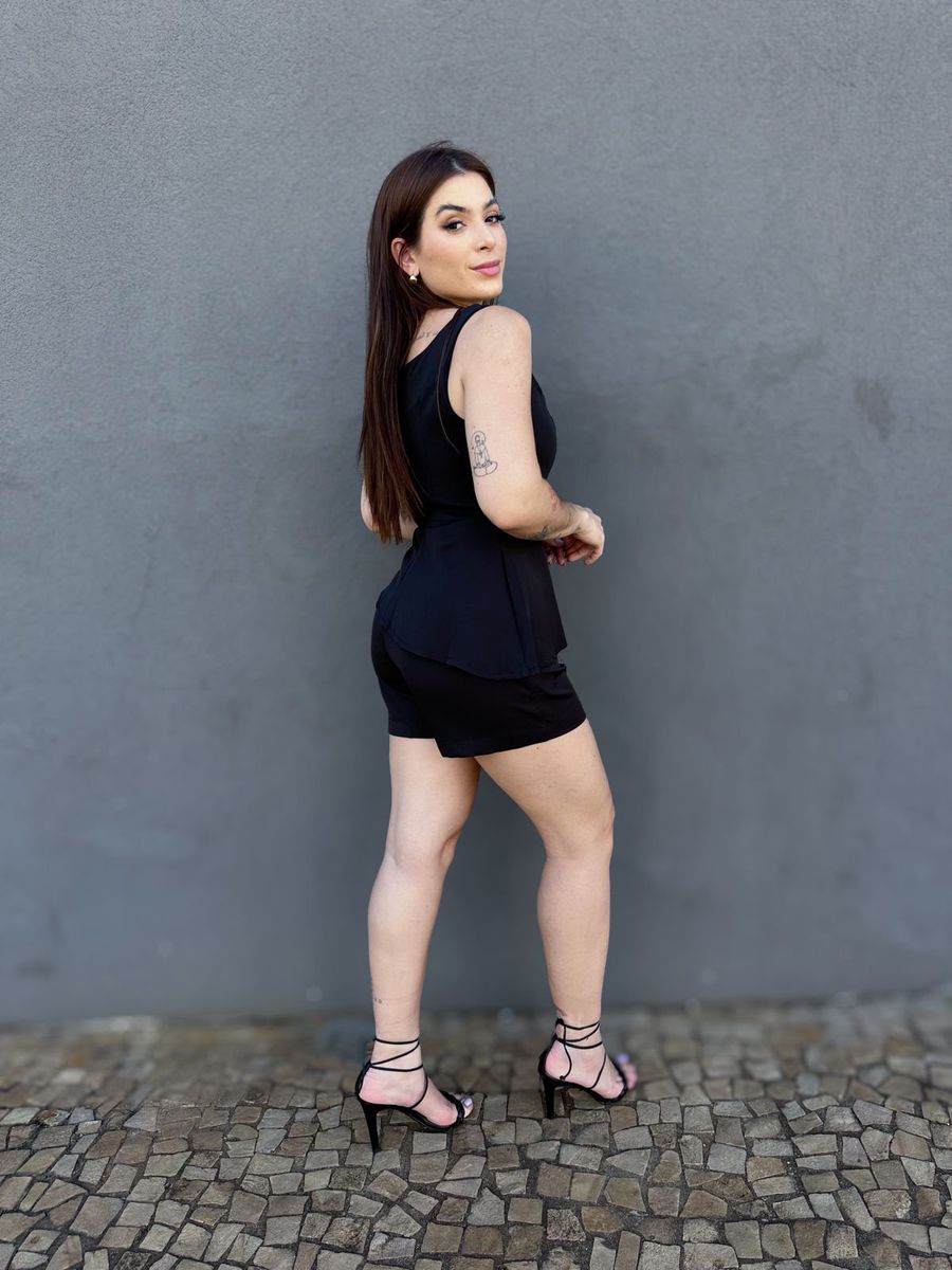 Conjunto Peplum Shorts e Blusa PRETO