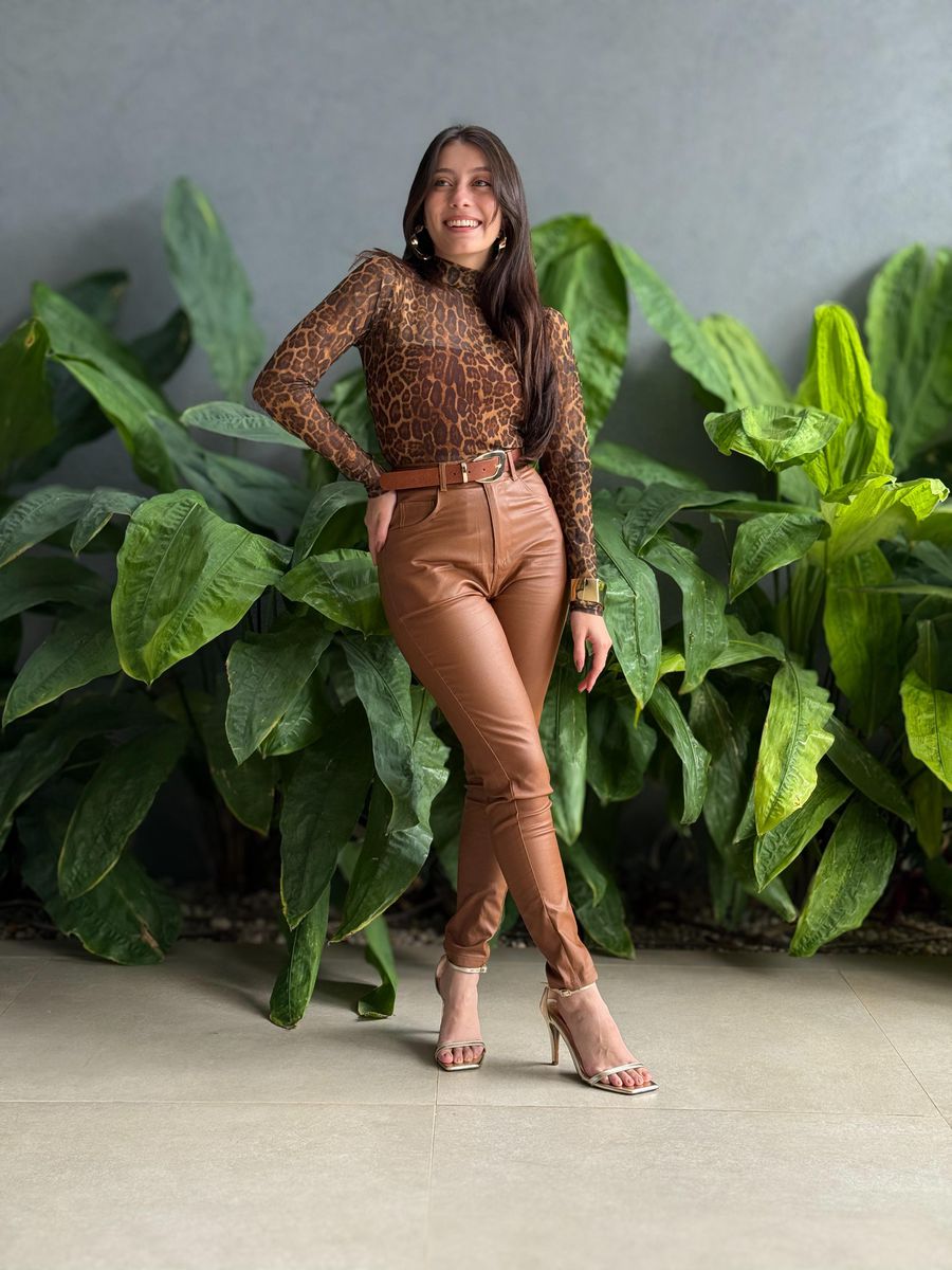 Calça Skinny Resinada CARAMELO