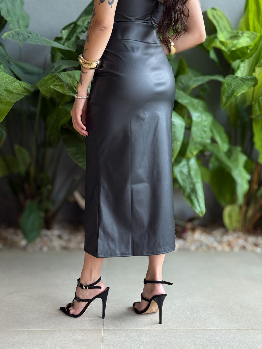 Saia Midi Jane em Couro Fake PRETO