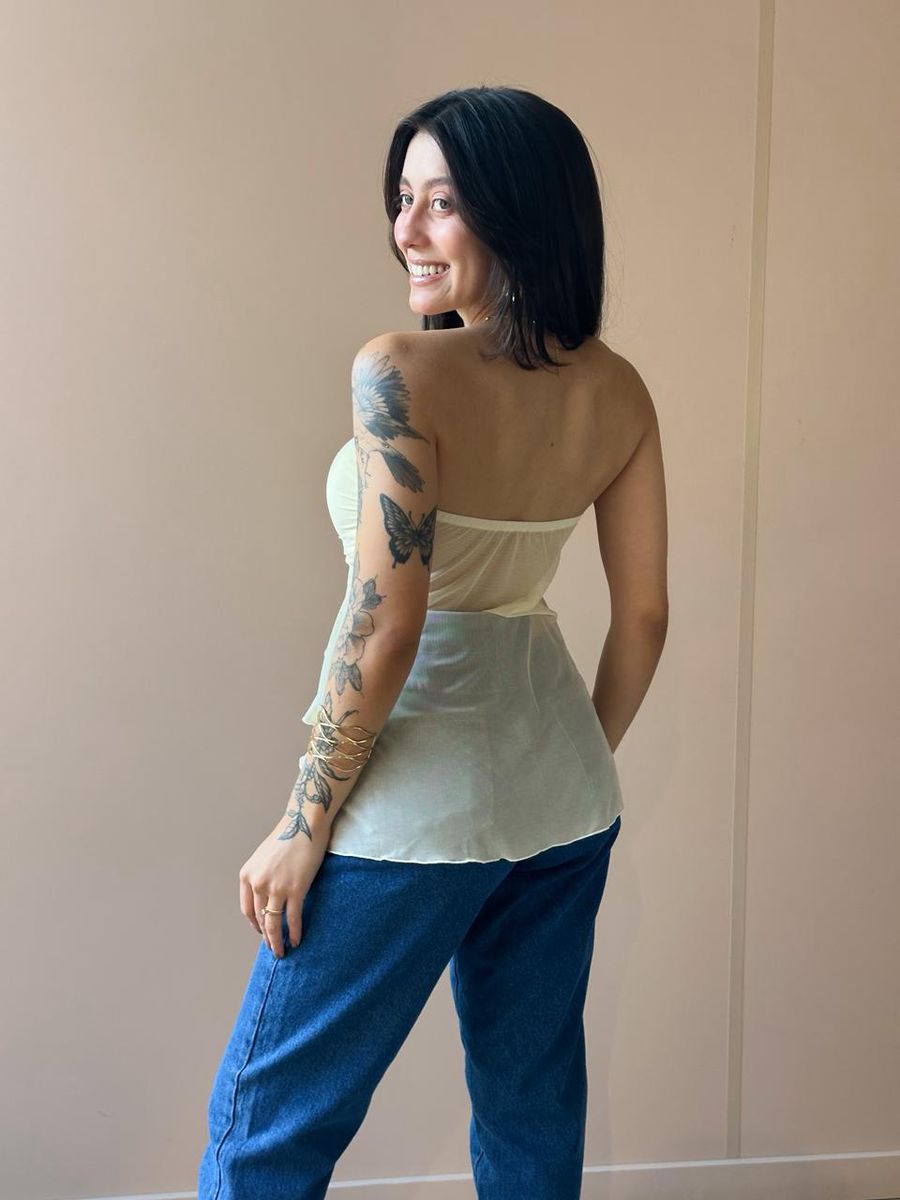 Blusa Bata Sem Alças Em Tule Amarelo Manteiga