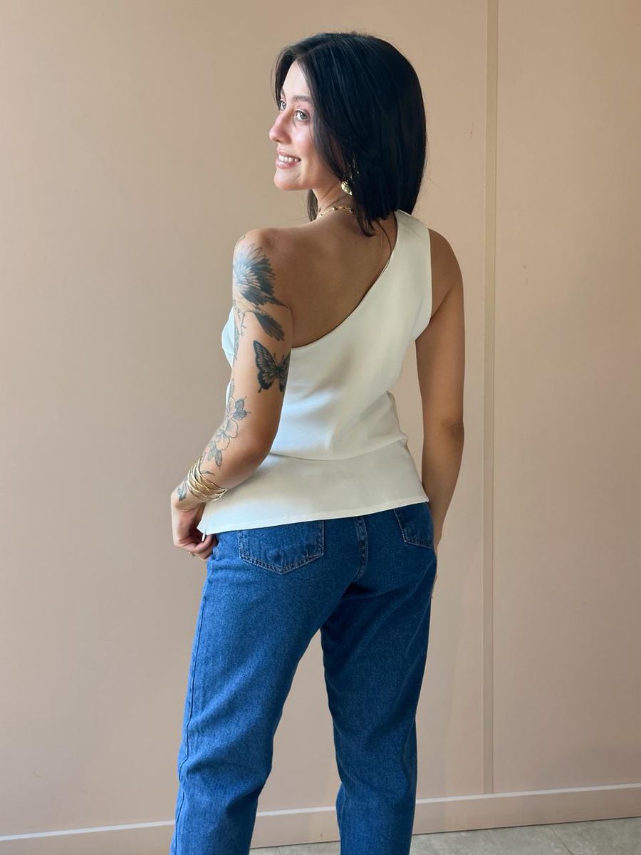 Blusa Nula Manga Em Alfaiataria Off White.