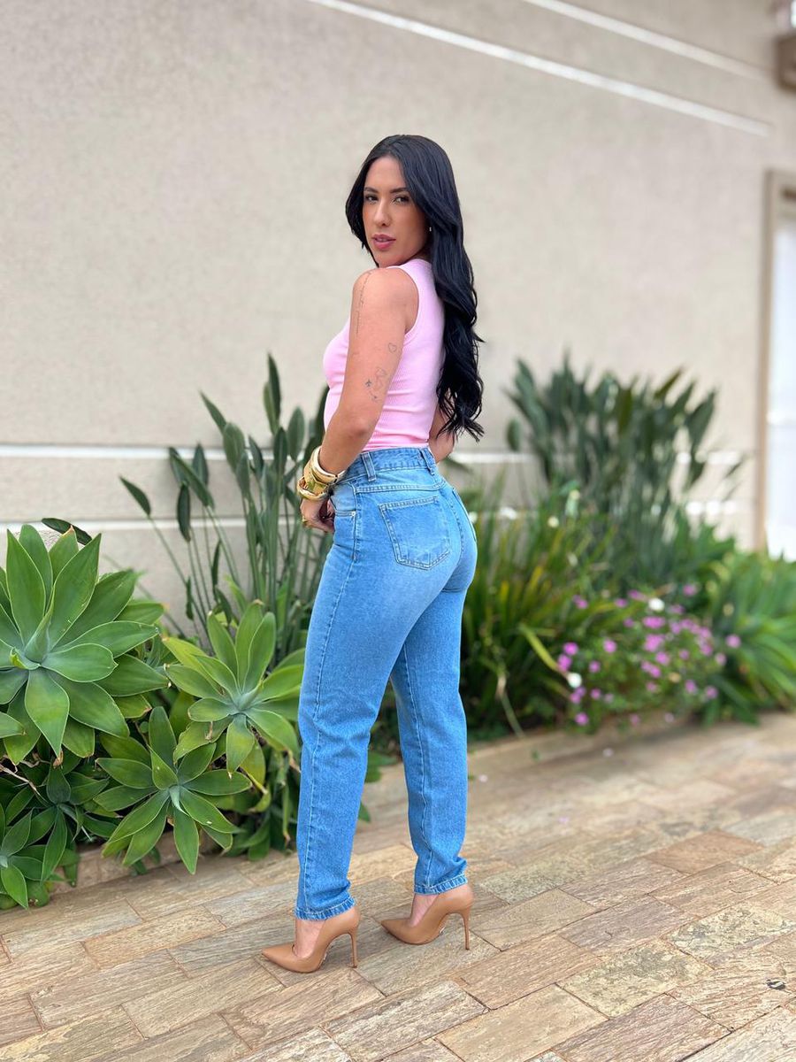 Body Regata Em Malha Anarruga Rosa Claro