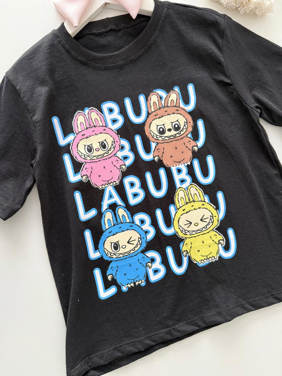 T-shirt Labubu Preta