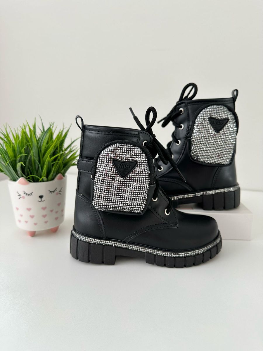 Coturno Glow Preto - Dondokinha Kids