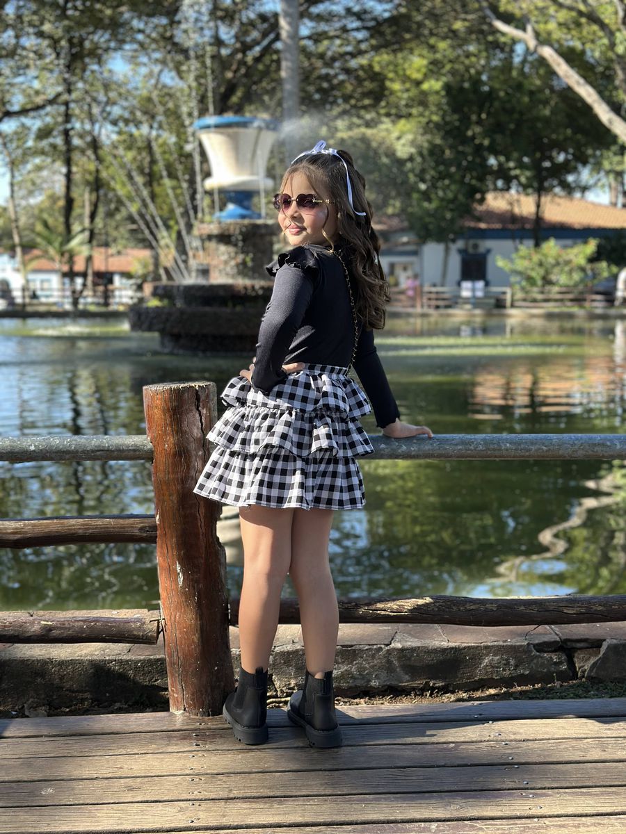 Saia Xadrez Babado Preta 