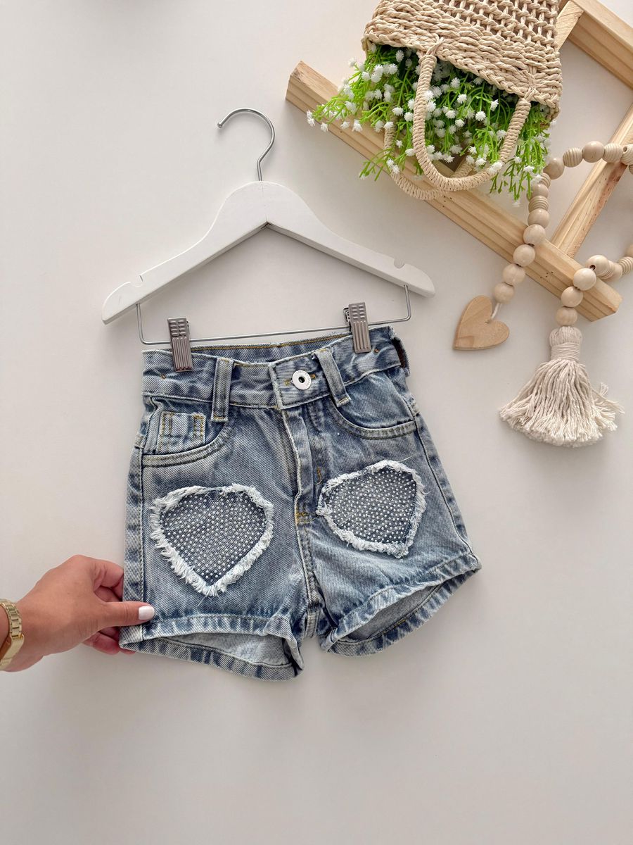 Short Jeans Coração 