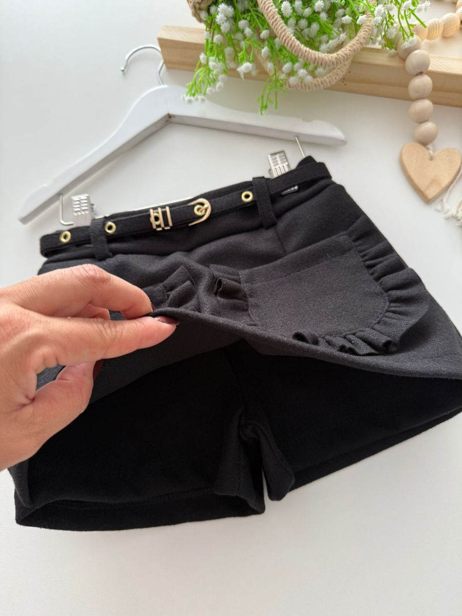Short Saia Lorena Preto 