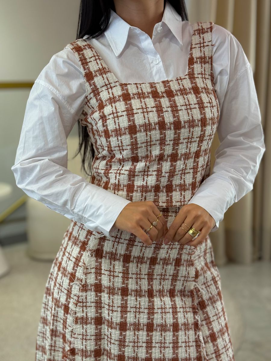 Conjunto Clara Caramelo E Off White