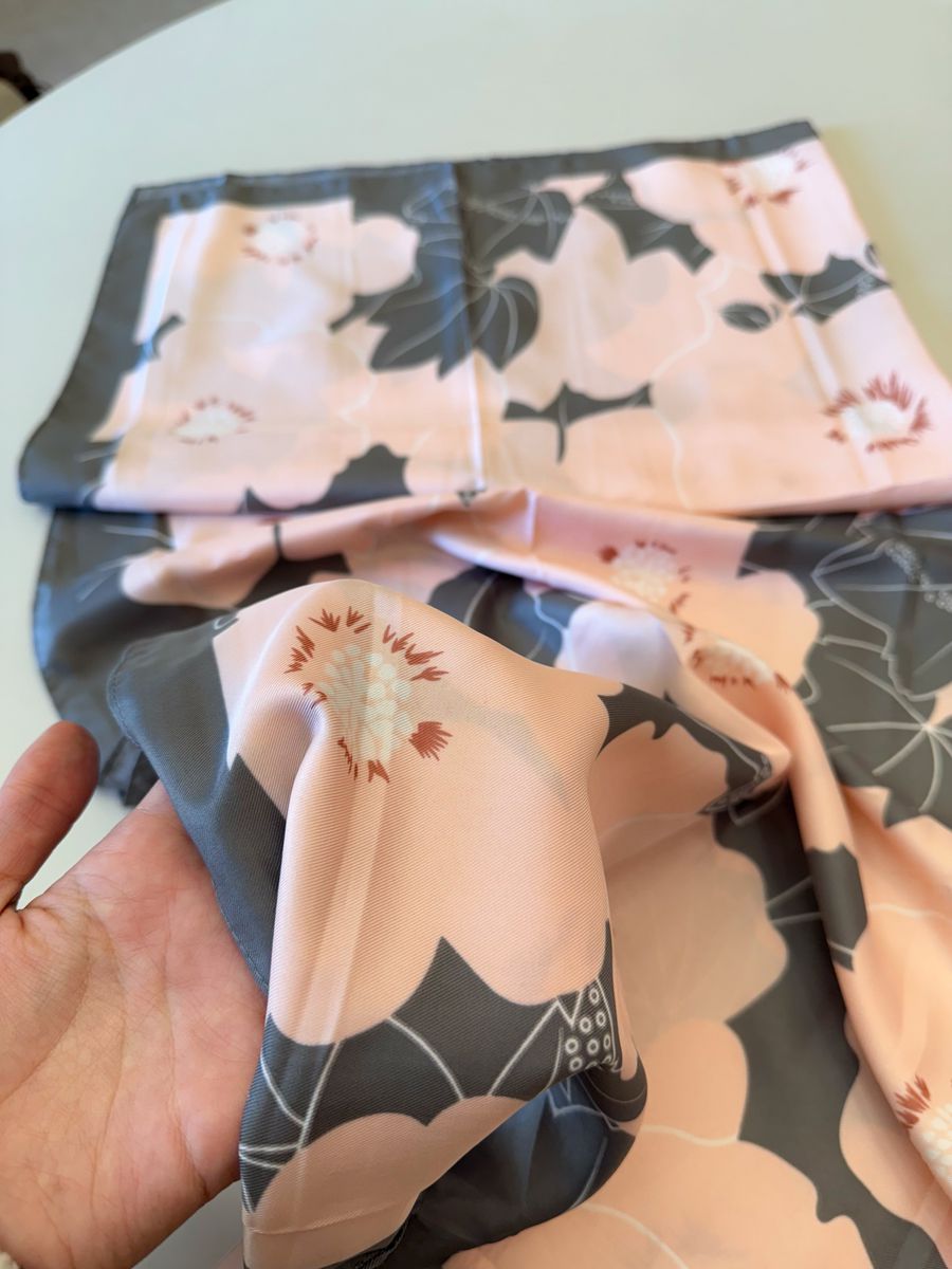 Lenço Seda Rosa E Cinza