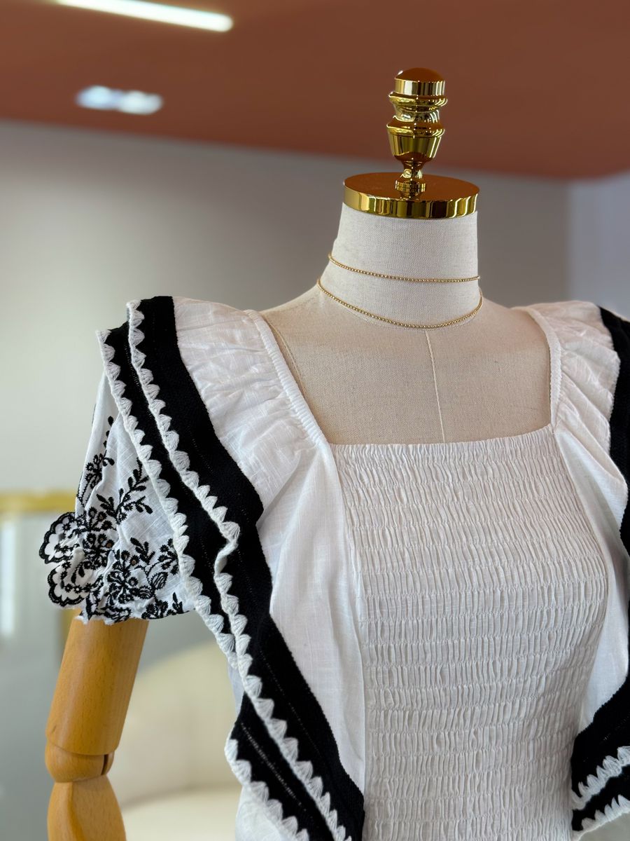 Blusa Barbara Branco E Preto