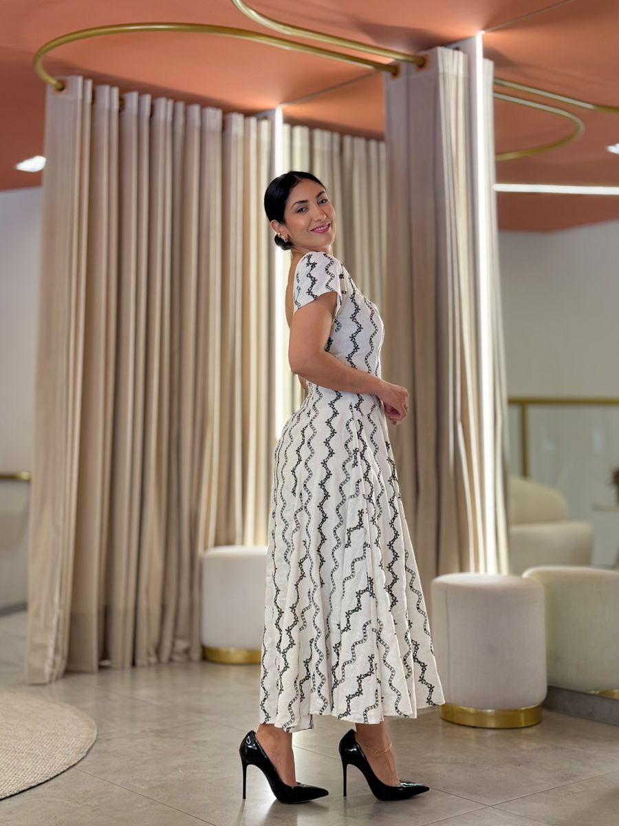 Vestido Camila Areia E Preto 