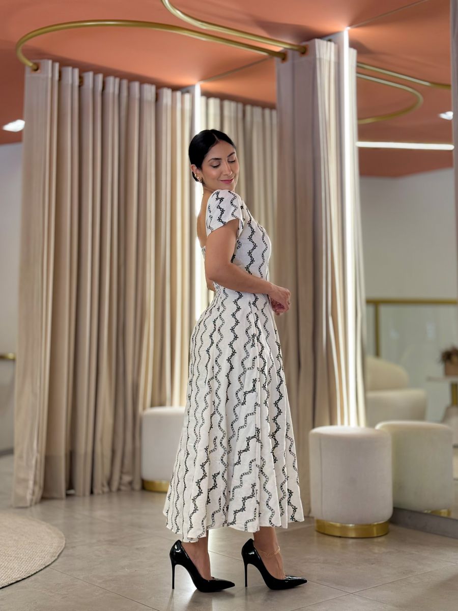 Vestido Camila Areia E Preto 