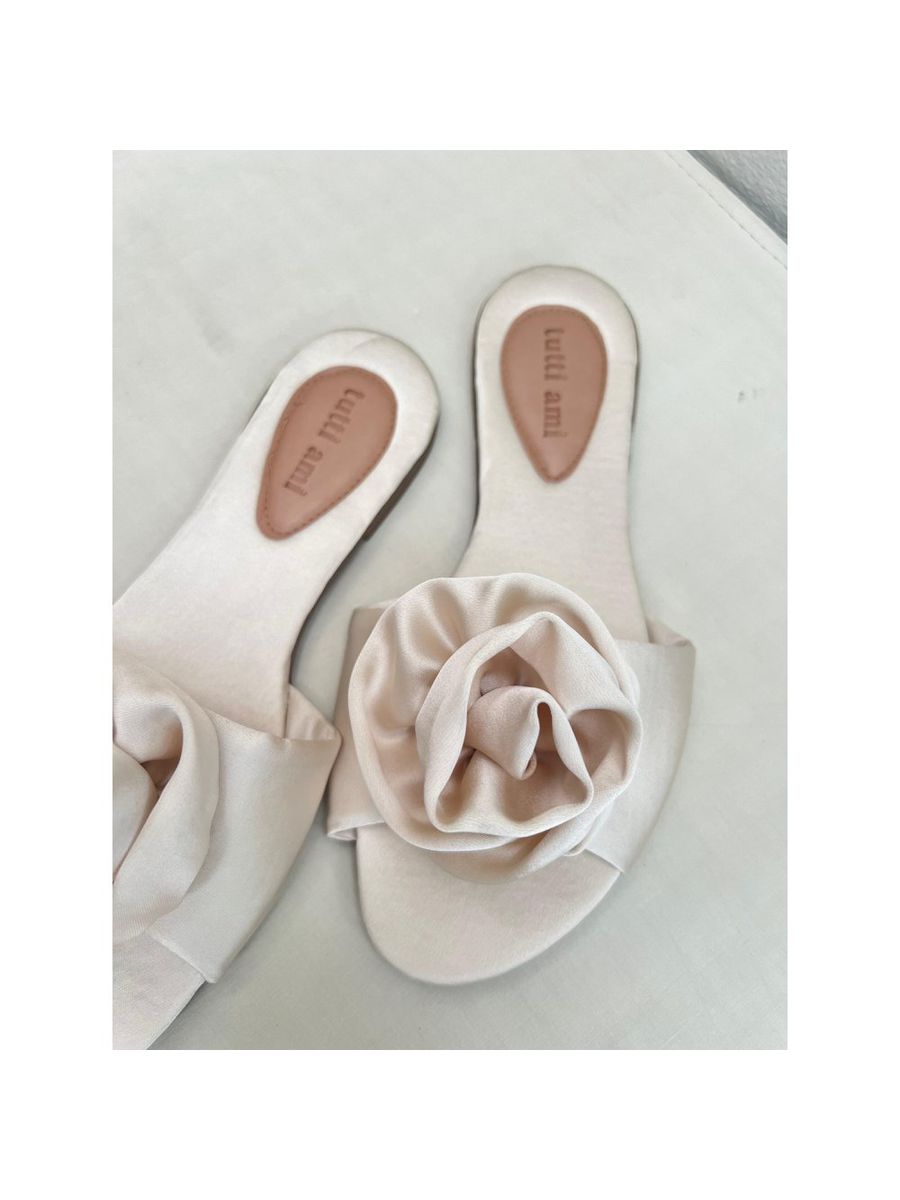 Chinelo Pantufa Flor Cetim