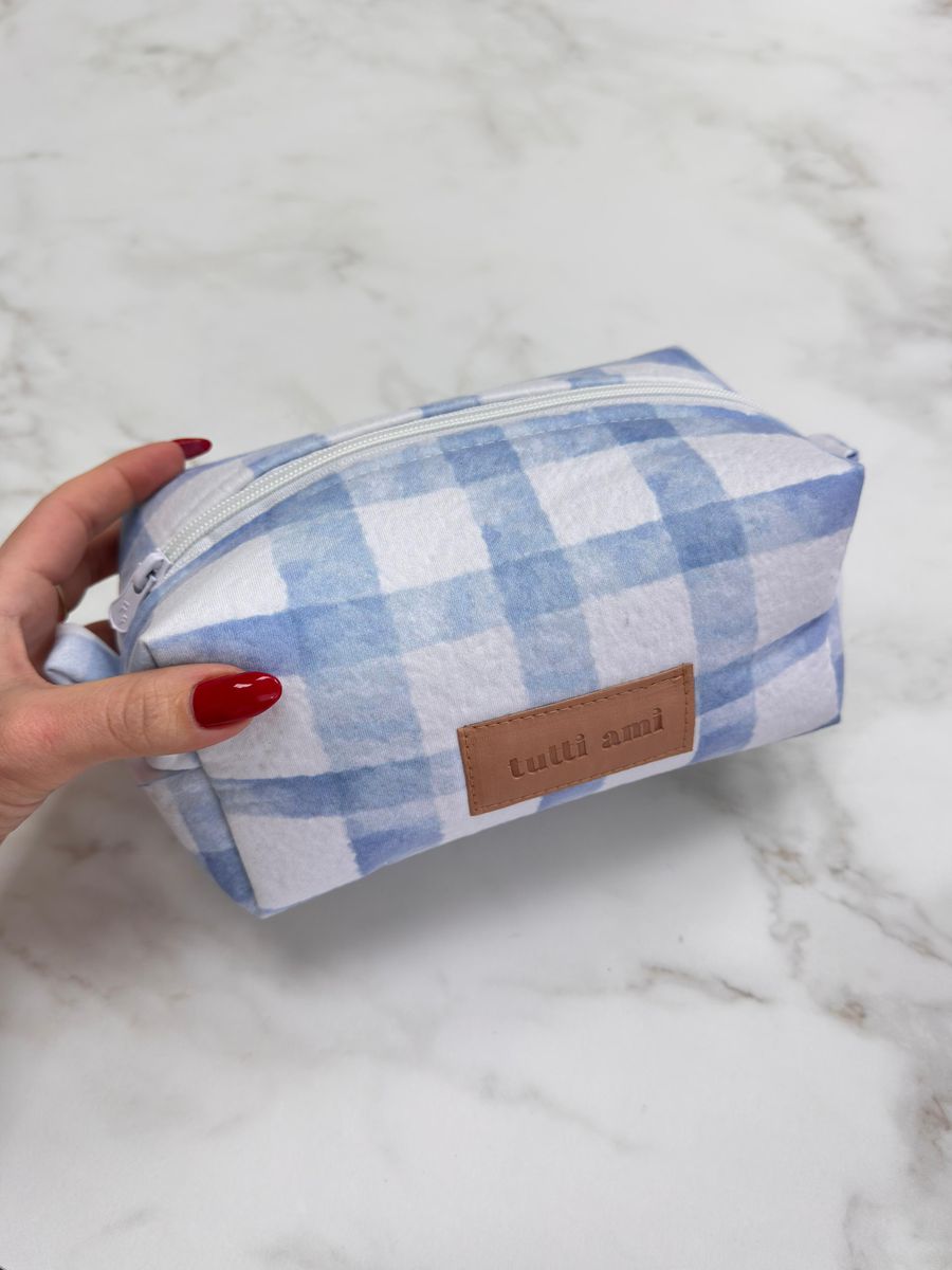 Necessaire Estampa Exclusiva Xadrez Azul