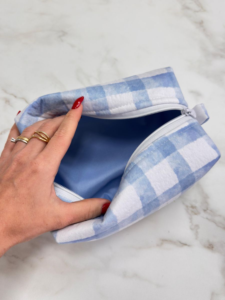 Necessaire Estampa Exclusiva Xadrez Azul