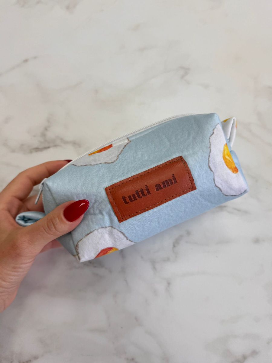 Necessaire Estampa Exclusiva Ovos