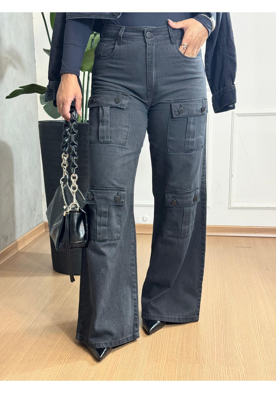 Calça Cargo Jeans Preta - 2024526 - Look de Luxo - Moda Feminina