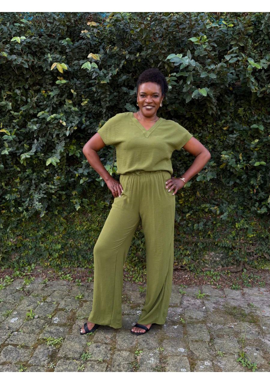 Blusa Crepe Gola V REF:710004 - 107604 - VERDE OLI... - MIX MODA