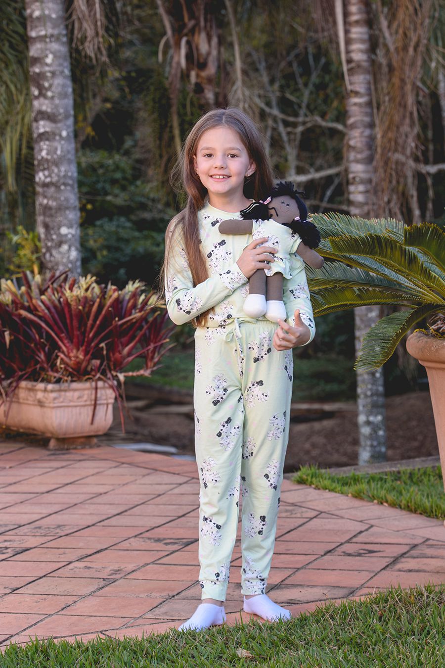 PIJAMA INFANTIL LONGO COM PUNHO COM BONECA CACHORRO