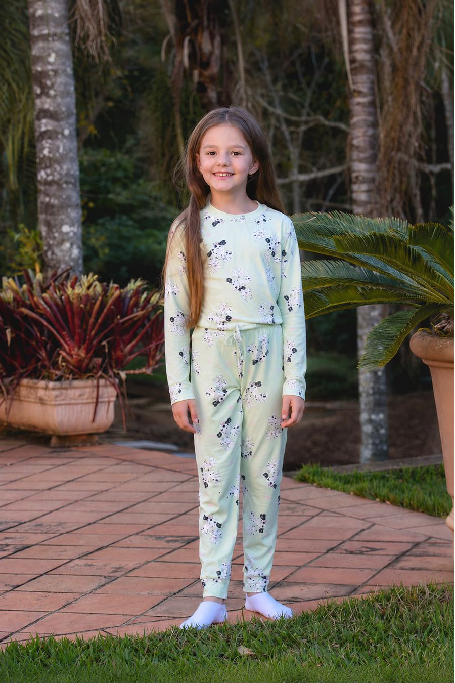 PIJAMA INFANTIL FEMININO LONGO COM PUNHO CACHORRO