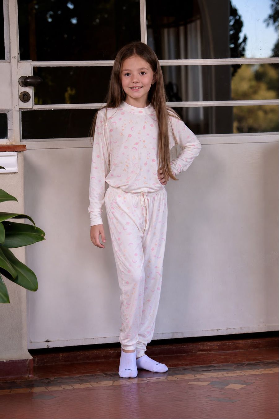 PIJAMA INFANTIL FEMININO LONGO COM PUNHO BRILHA ESCURO