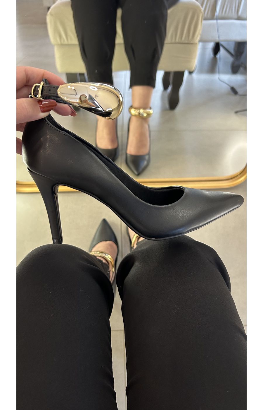 Scarpin Charlotte Preto - AURORA URBAN.