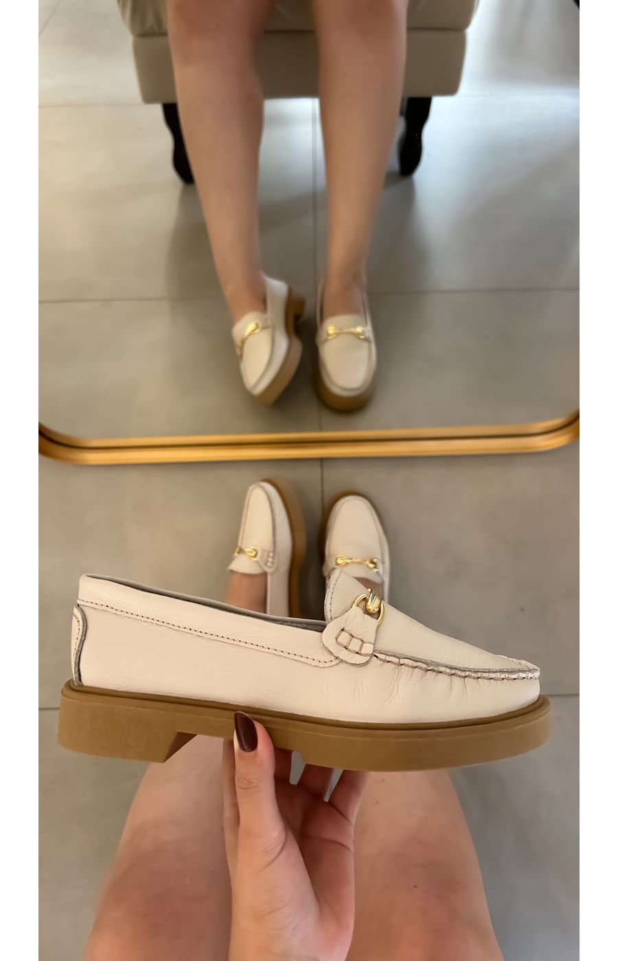 Loafer Jade em couro Off White - AURORA URBAN.