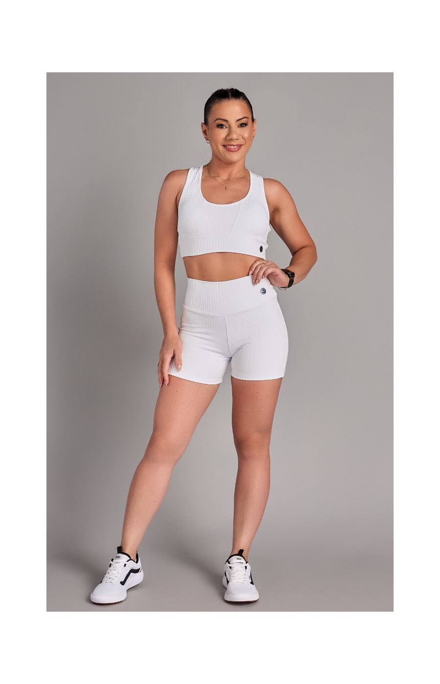 Conjunto Top e Shorts Bionic Branco 