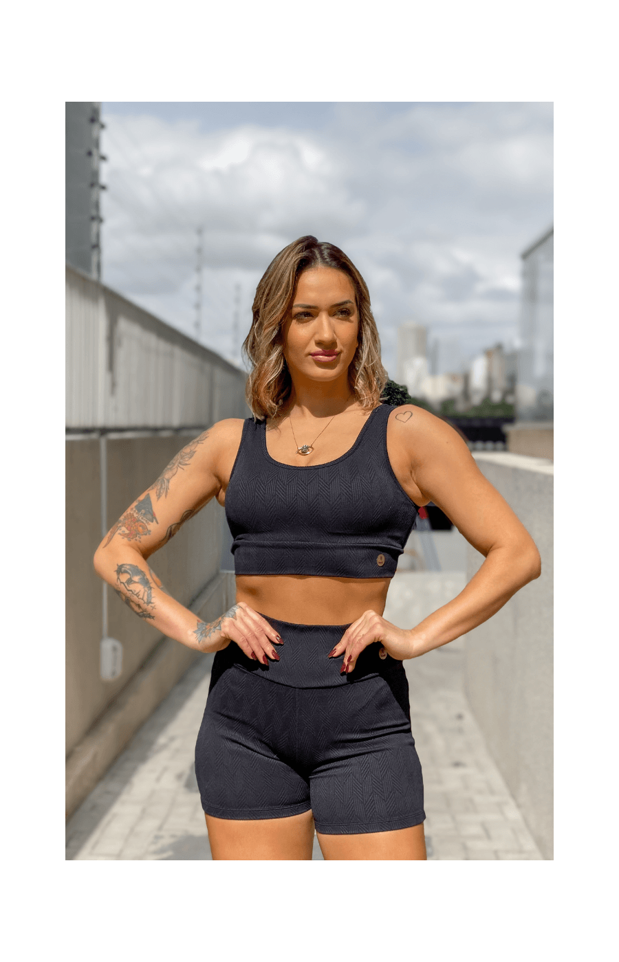 Conjunto Top e Shorts Fusion Preto